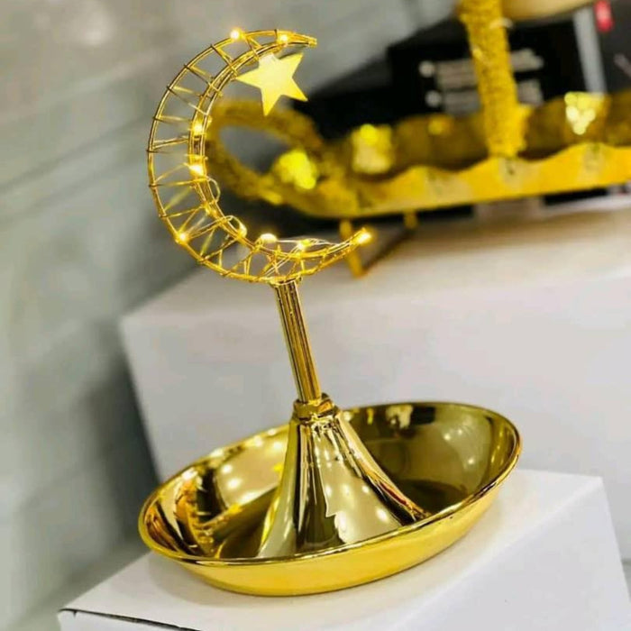 تمرية رمضان معدن ذهبي بتصميم هلال ونجمة مضيئة